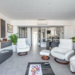 découvrez nos conseils pratiques pour réussir la rénovation de votre appartement, optimiser l'espace et valoriser votre bien immobilier.